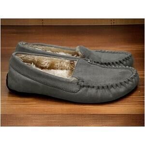 Floopi Women's 9 Lily Moccasin Faux Suede Slippers In Light Grey